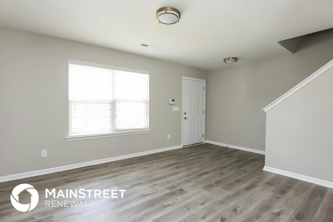 Foto del edificio - 6619 Glenville Dr