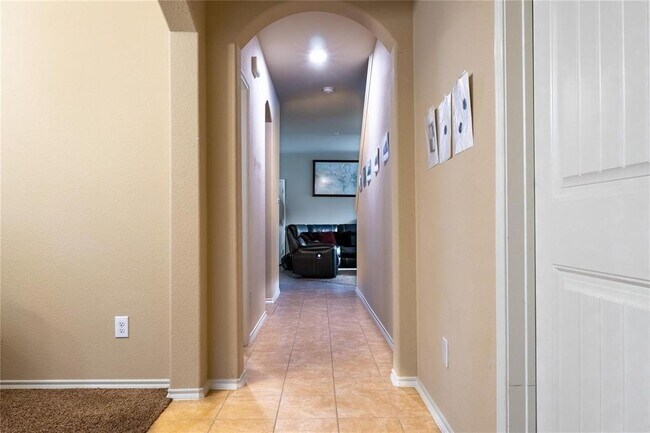 Foto del edificio - 333 Allerton Mews