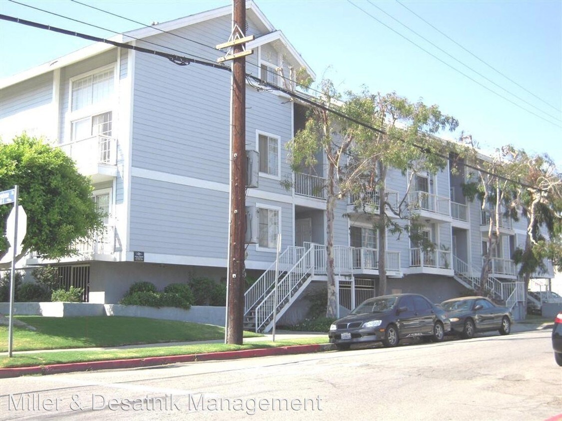 Foto principal - 10425 Tabor St