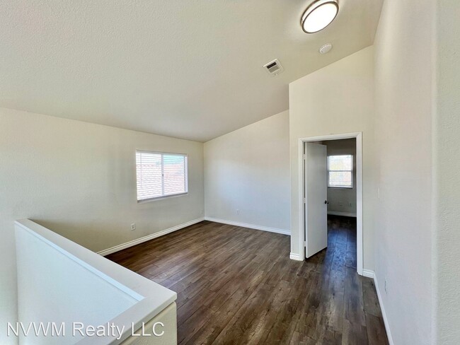 Building Photo - 3 br, 2 bath House - 1806 Monte Alban Dr