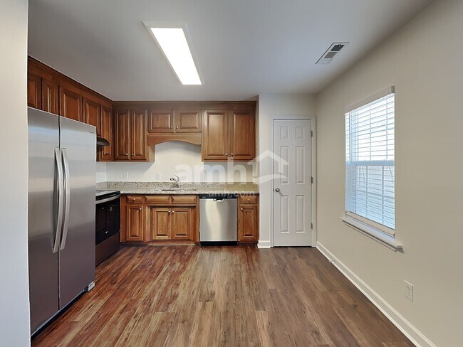 Foto del edificio - 31 Wolf Creek Ln