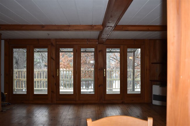 Building Photo - 10 Coles Grove Rd
