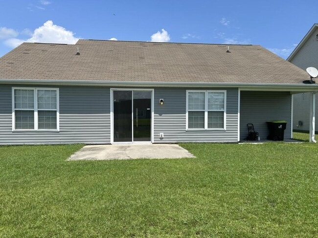 Building Photo - 172 Zinnia Dr