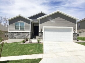 Building Photo - 2997 E S Village Dr