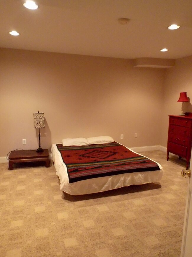 Building Photo - 2785 Devonshire Garden Ct