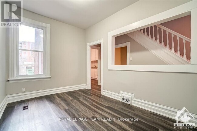 Photo du bâtiment - 310 Cumberland St