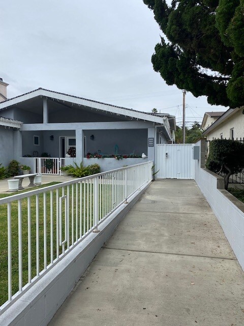 Foto principal - 2602 Apple Ave
