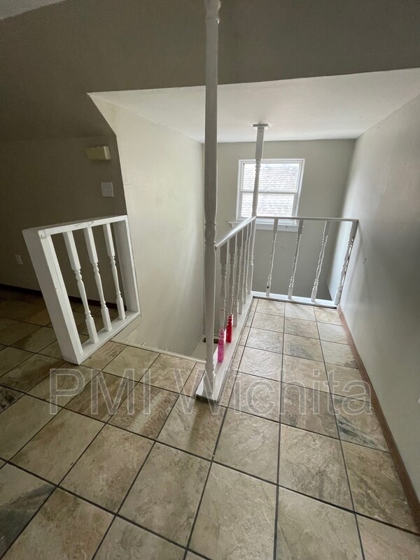 Foto del edificio - 2241 N Market St