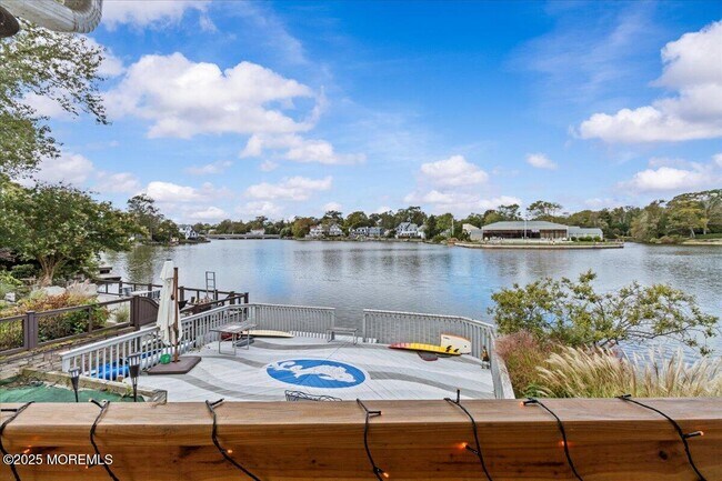 Foto del edificio - 1503 Comstock St