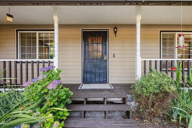 Building Photo - Charming 3 Bed Rambler in Lacey for Rent |...