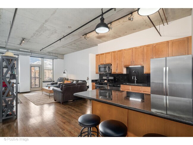 Foto del edificio - 6 S Laflin St