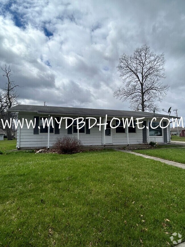 Crestwood Colony 3 Bedroom Apartments for Rent Fort Wayne, IN 1