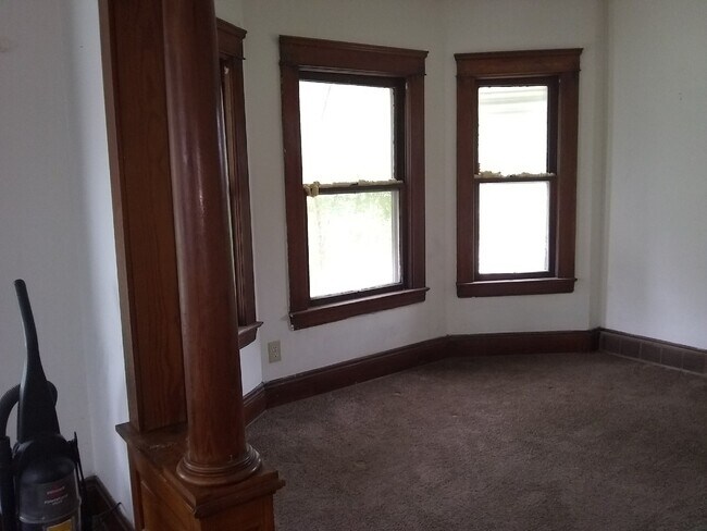 Foto del edificio - 4305 E 71st St