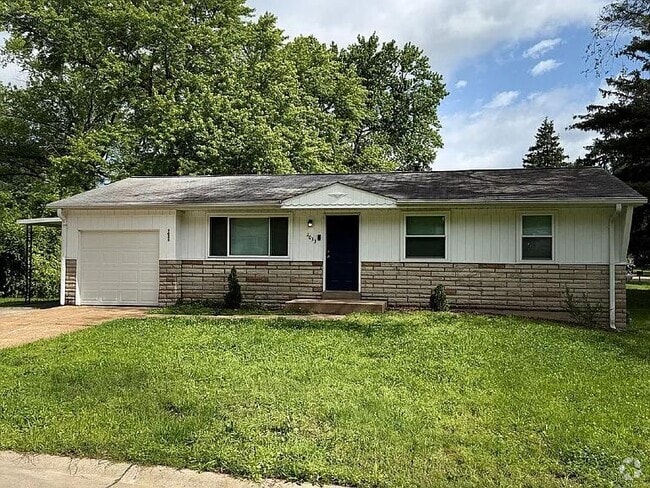 Building Photo - 2033 Bella Clare Dr