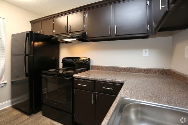 Building Photo - Midwood Estates