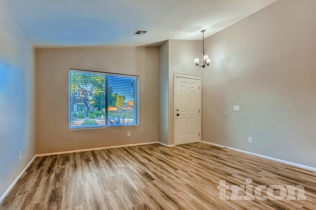 Foto del edificio - 4047 E Tanzanite Ln