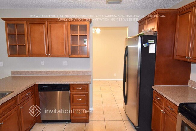 Foto del edificio - 2634 Yarmouth Dr