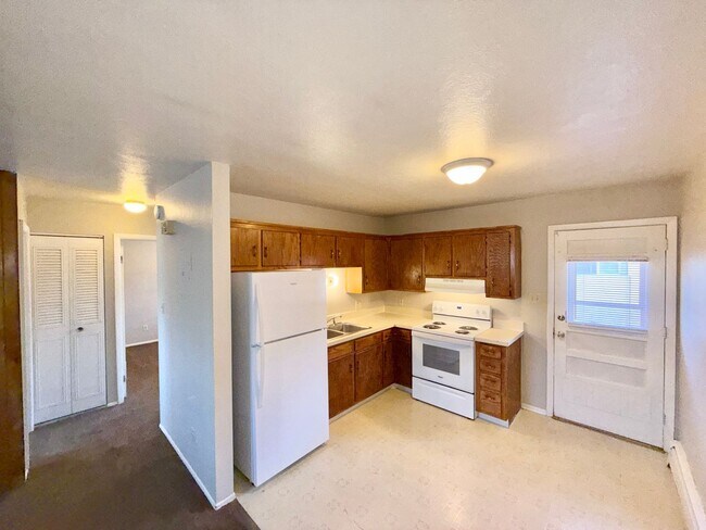 Foto del edificio - 1116 Holland Park Blvd