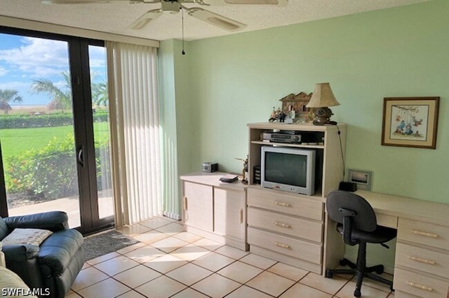 Building Photo - 180 Seaview Ct