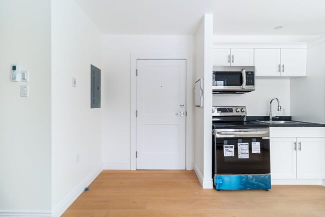 Building Photo - Apartement