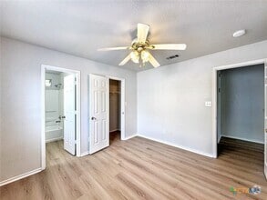 Building Photo - 867 Sagewood Trail