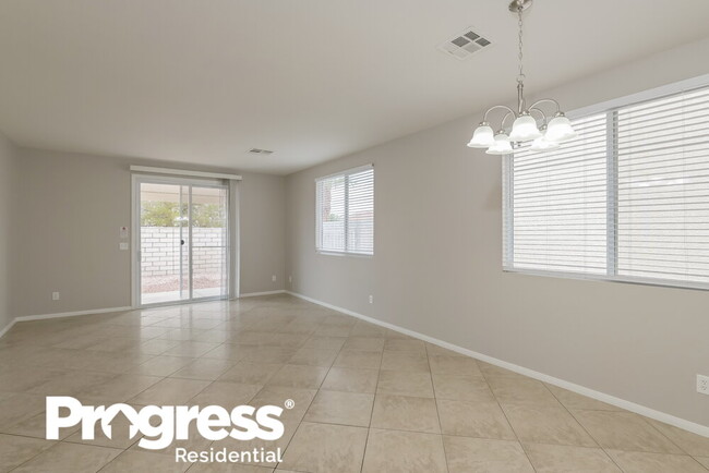 Building Photo - 9184 Cazador St