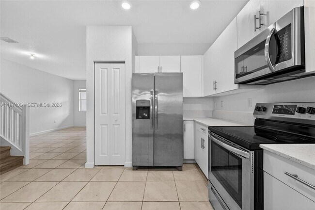 Foto del edificio - 2619 SE 11th St