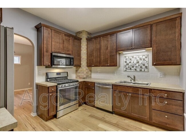 Building Photo - 3822 N Lyndale Ave