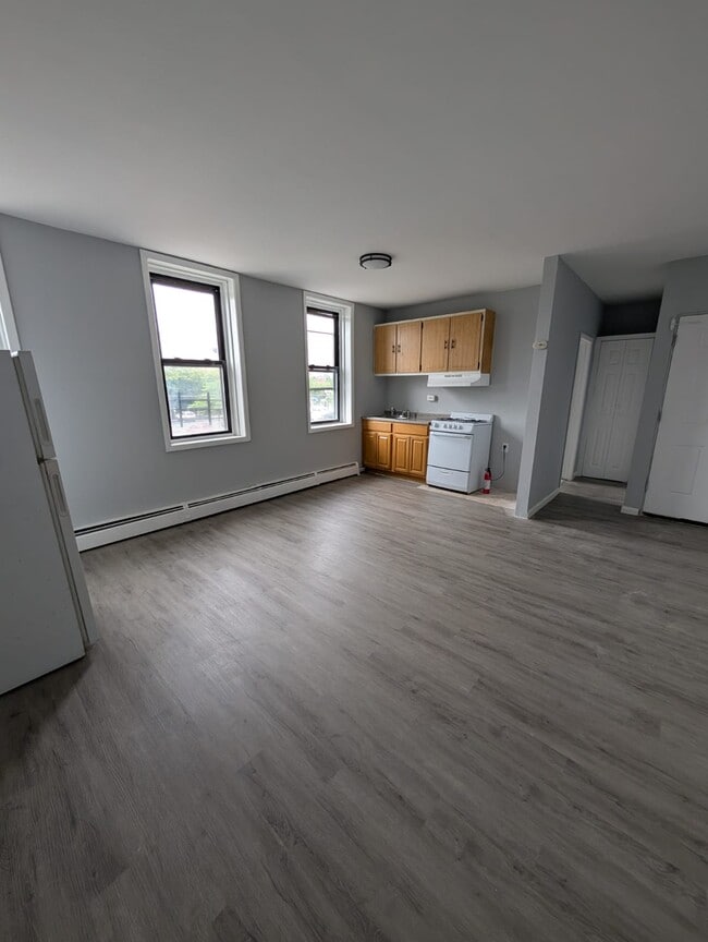 352-354 New Brunswick Ave 2 - 416 Amboy Ave