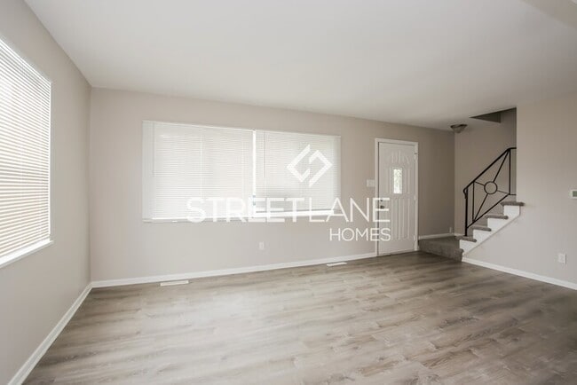 Building Photo - Spacious 4 bedroom home in Columbus!