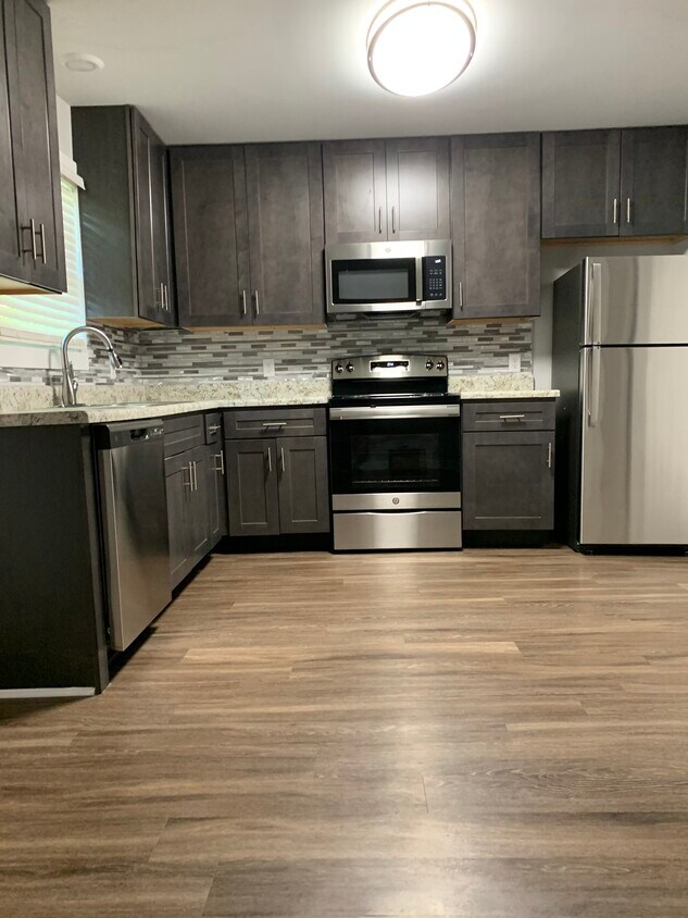 Foto principal - 4108 Greenbriar Rd