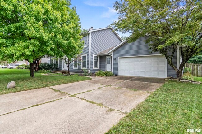 Foto del edificio - 1616 Hunter Ridge Dr