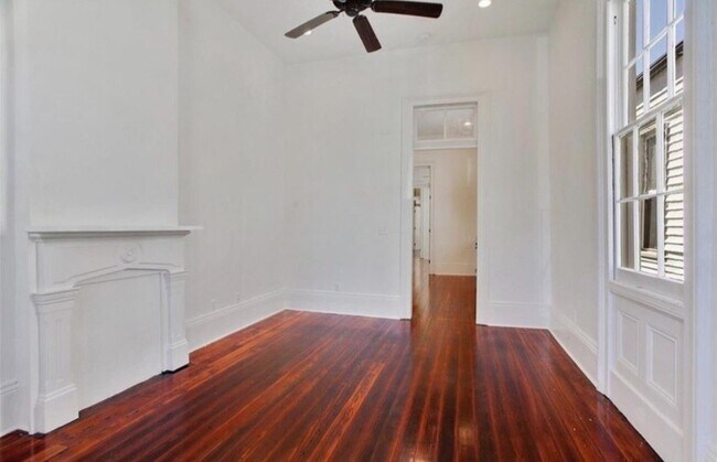 Building Photo - 2510 Bienville St