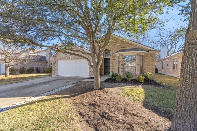 Foto del edificio - 517 Golden Creek Dr