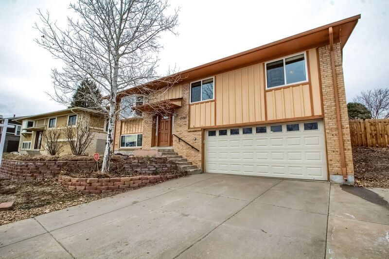 Foto principal - 13041 W Warren Ave