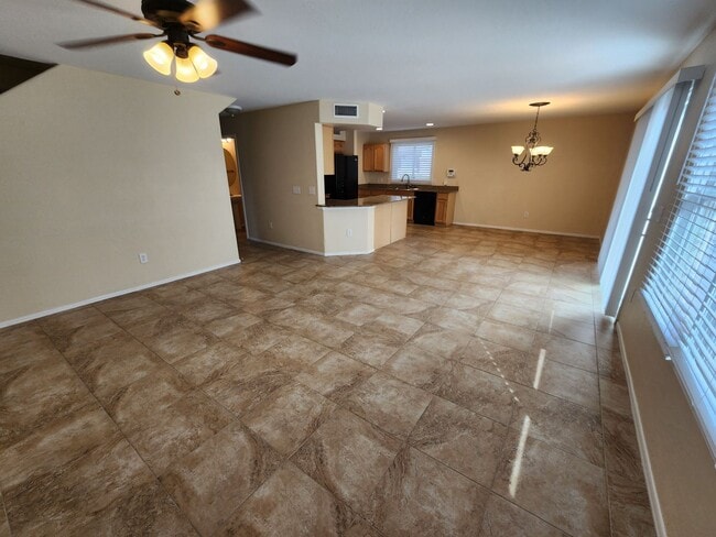 Building Photo - 15813 N 171st Dr