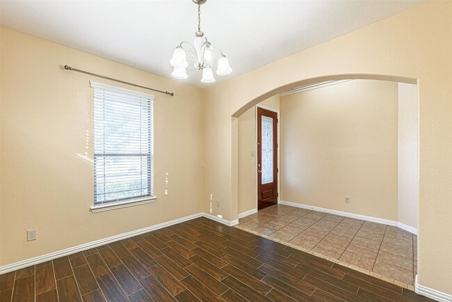 Building Photo - 9919 Kendahlwood Ln