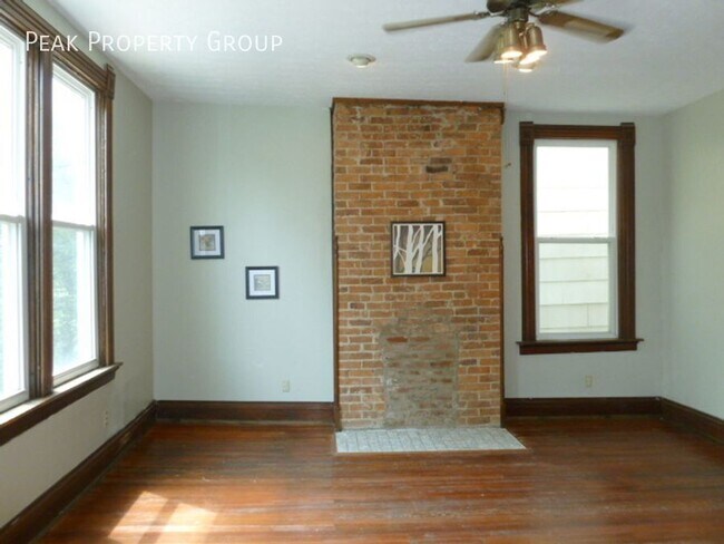 Foto del edificio - 2667 Bellevue Ave