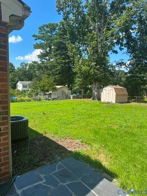 Building Photo - 7806 Dasher Rd