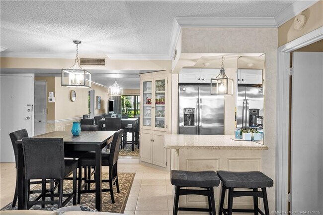 Building Photo - 3792 NE Ocean Blvd