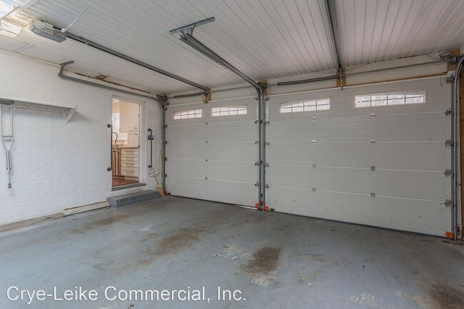 Building Photo - 5 br, 3 bath House - 331 Garden Rd.