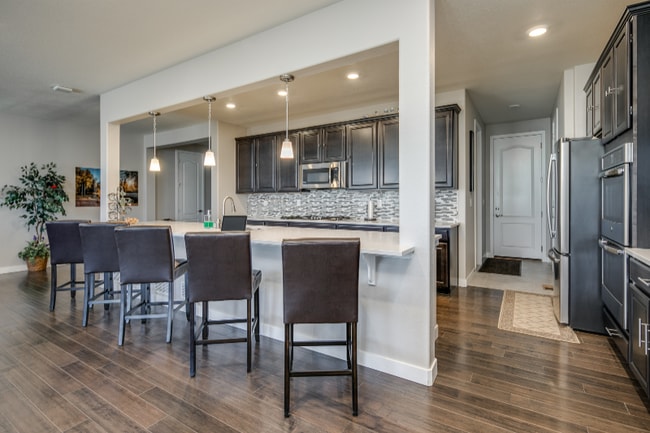 Photo - 7040 Hyland Hills St House