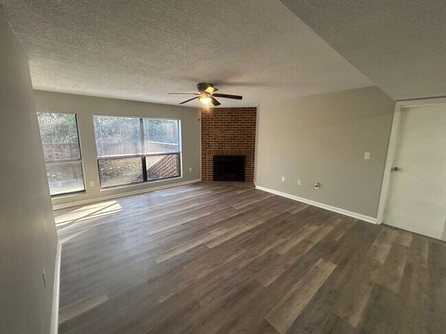 Foto del edificio - 3609-D-47 Juneau Rd