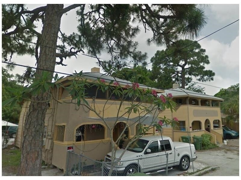 Foto principal - 221-227 10th Avenue Dr W
