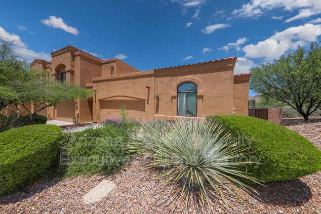 Foto del edificio - 665 E Weckl Pl