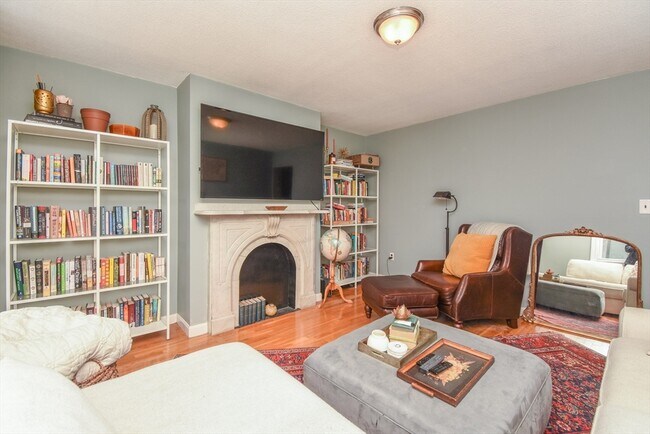 Foto del edificio - 99 Bartlett St