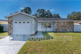 Building Photo - 1020 Pine Ridge Cir