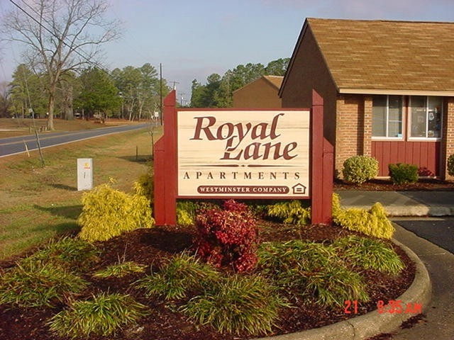 Foto principal - Royal Lane Apartments