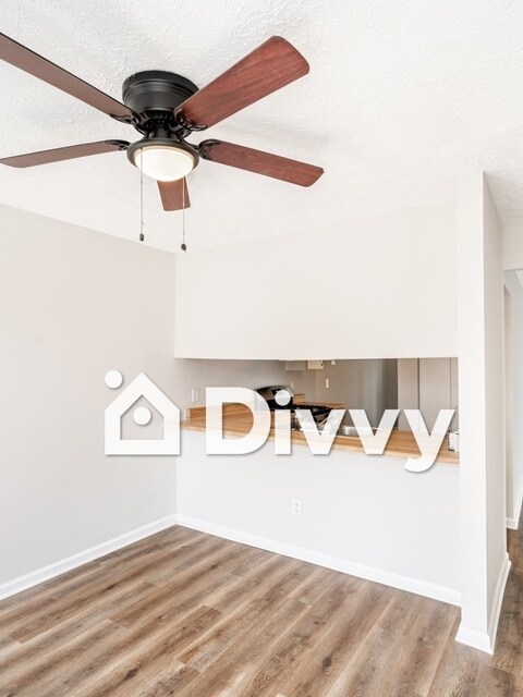 Building Photo - 344 Red Oak Run SW, Marietta, GA 30008