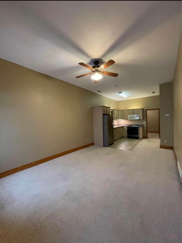 Foto del edificio - 148 W Michigan Ave